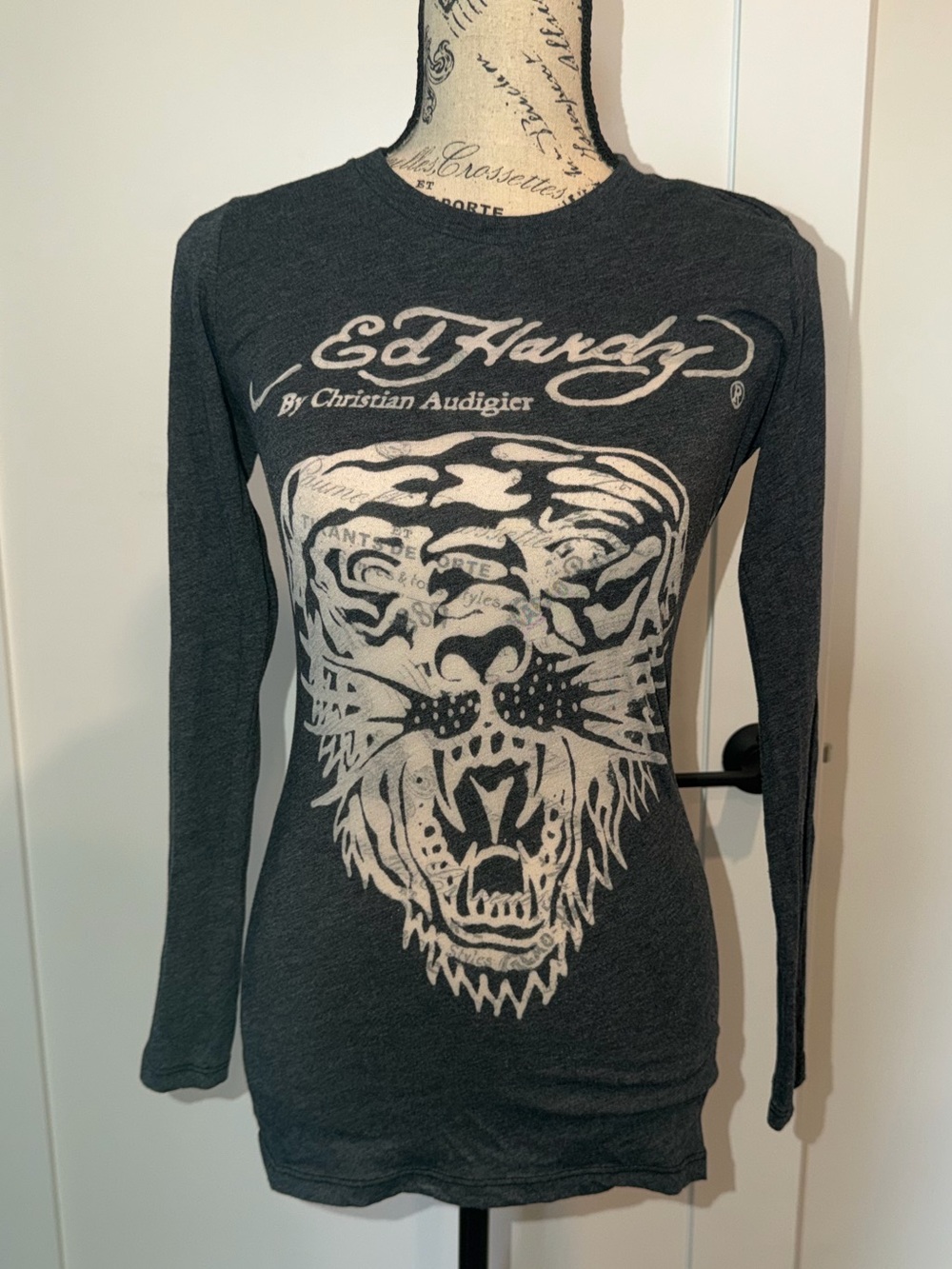 Y2K Ed Hardy Dark Gray Long Sleeve Tiger Graphic Shirt size XS